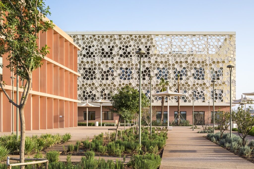 UM6P Hospitals : un pôle médical de haute technologie prend forme à Benguérir