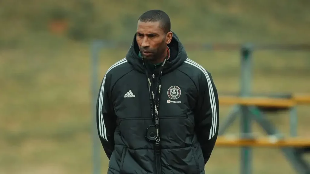 Football : l'entraîneur marocain Abdeslam Ouaddou sacré champion d’Afrique du Sud avec Orlando Pirates