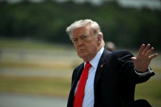 Les Etats-Unis à six mois d'élections de mi-mandat cruciales pour Trump