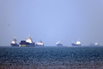 Ormuz : le bras de fer n'a &ldquo;même pas commencé&rdquo;, avertit l'Iran face à l'opération américaine