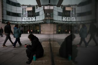 La BBC va supprimer 550 postes d'ici mars 2027