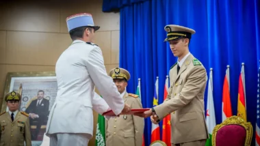 Le Prince héritier préside à Kénitra la sortie de deux promotions militaires