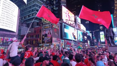 Mondial 2026. Les supporters marocains enflamment Times Square avant le choc face au Brésil