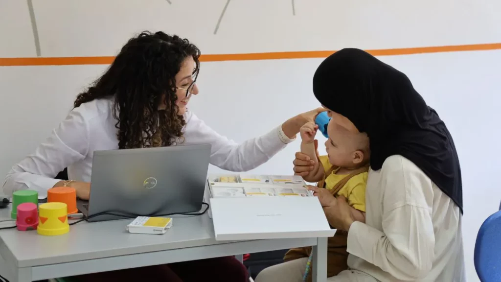 Surdité : grâce à la Fondation Lalla Asmaa, des enfants découvrent enfin le monde des sons