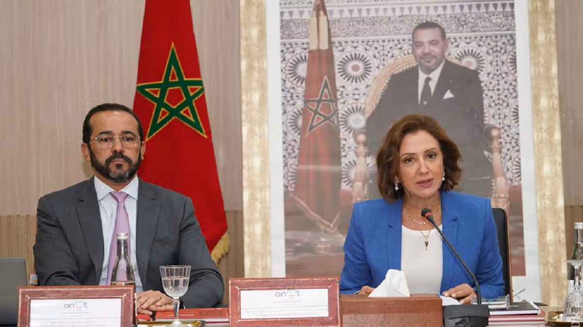 Le Conseil d’Administration de l’Office National Marocain du Tourisme (ONMT), présidé par la ministre du Tourisme, de l’Artisanat et de l’Économie sociale et solidaire, Fatim-Zahra Ammor.
