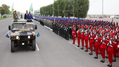 Djibouti : lors de la fête nationale, 160 para-commandos formés au Maroc défilent