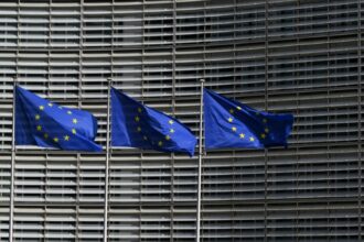 Tempête dans le cloud : l'UE veut serrer la vis à Amazon et Microsoft