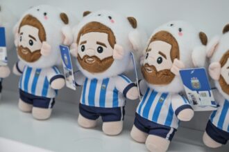 Mondial et produits dérivés : un jeu simple avec un ballon et à la fin, c'est le commerce chinois qui gagne