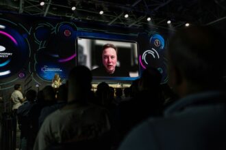 SpaceX entre en Bourse : cinq choses à savoir avant d'acheter le rêve de Musk