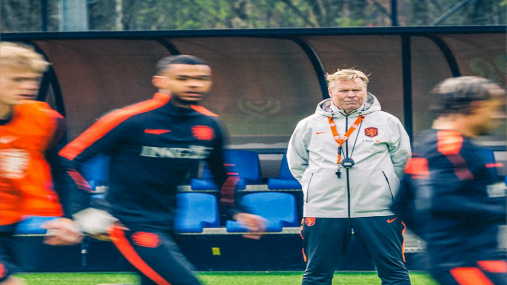 Ronald Koeman quitte la sélection néerlandaise après l’élimination face au Maroc.