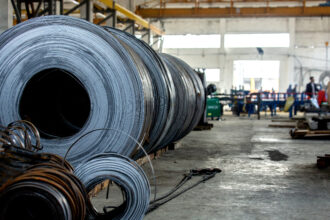 Le Maroc impose un droit antidumping sur des tôles d’acier importées d’Égypte