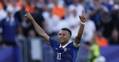 Mondial 2026 : la France rejoint le Maroc en quarts, sans éclat mais sans trembler