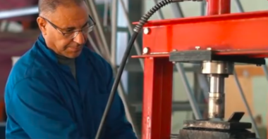 PAVECO, la start-up d'Oujda qui transforme les déchets en matériaux de construction durables