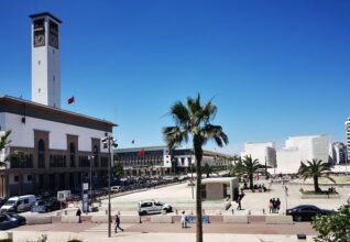 Nettoiement à Casablanca : déchets, retards de salaires, engins en panne… les coulisses d’une transition difficile