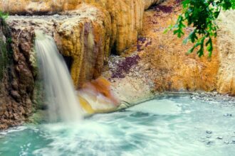 Guelmim-Oued Noun lance un projet de valorisation des thermes d’Abaynou