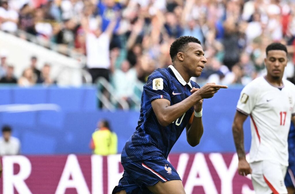 Mondial-2026 (match pour la 3e place) : l'Angleterre domine la France (6-4) et monte sur le podium