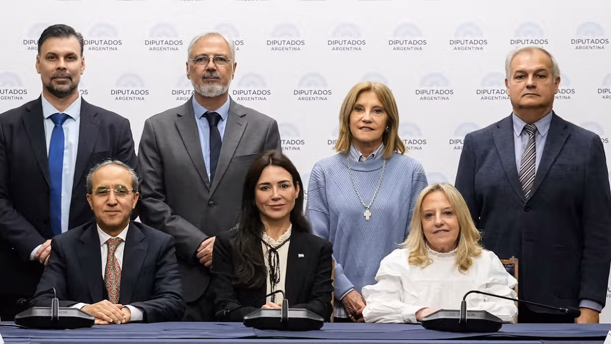 Installation officielle du groupe d'amitié parlementaire au Congrès argentin.