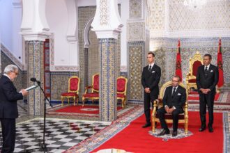 Jouahri présente le rapport annuel de Bank Al-Maghrib au Roi Mohammed VI